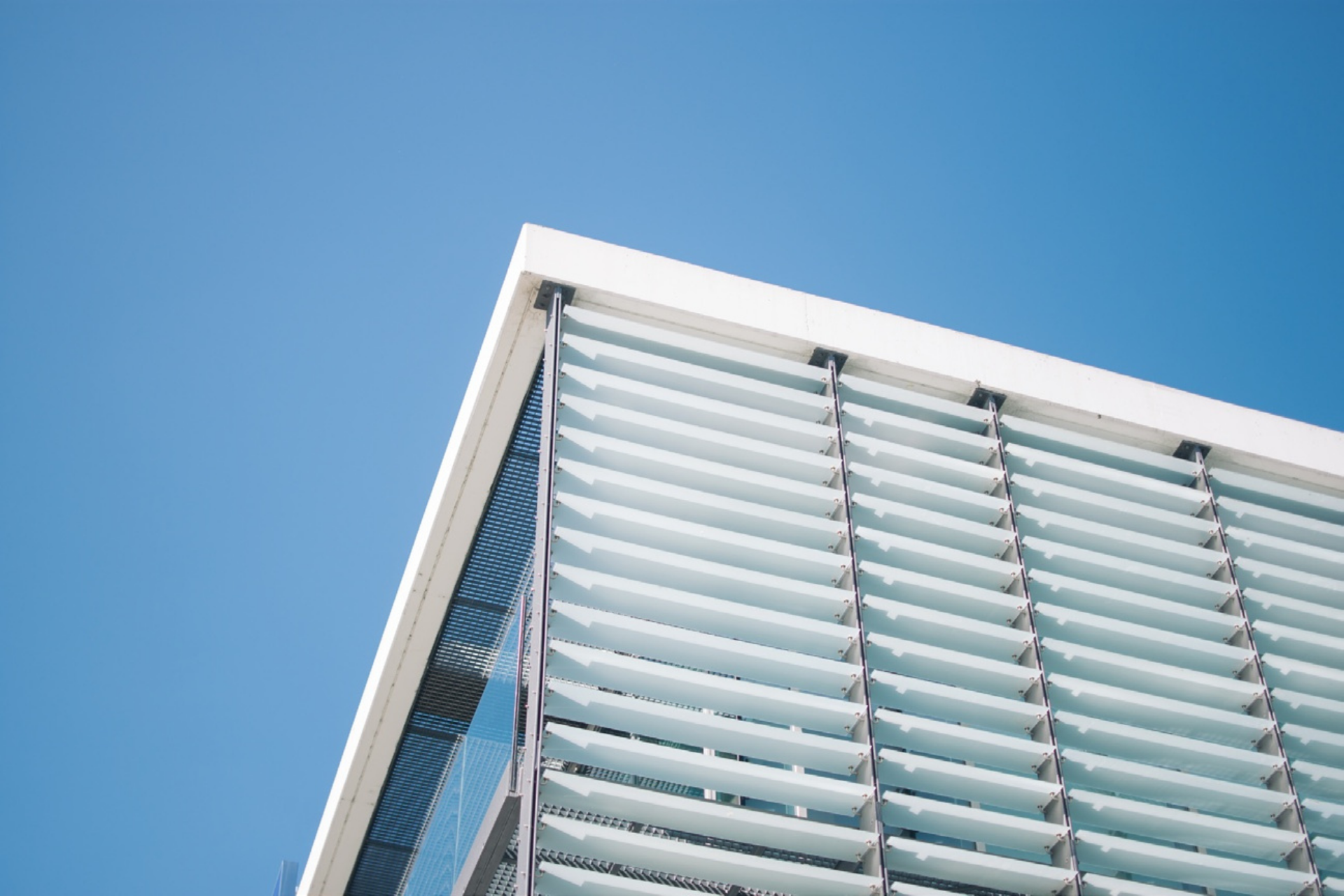 Güneş Kırıcı Sistemler